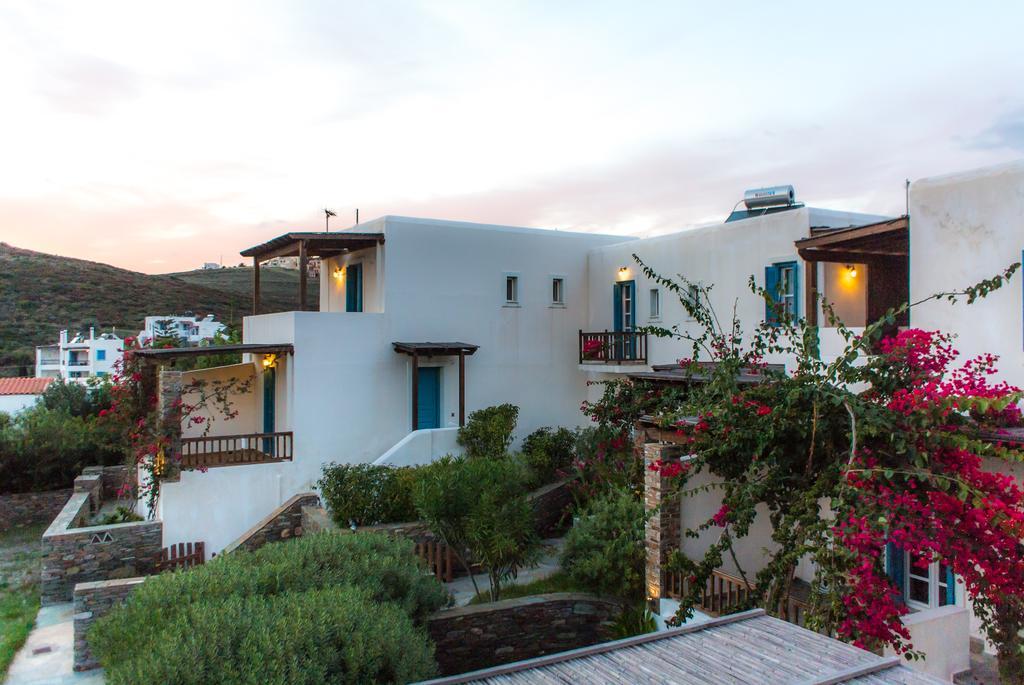 Andros Maisonettes Agios Petros Exterior photo
